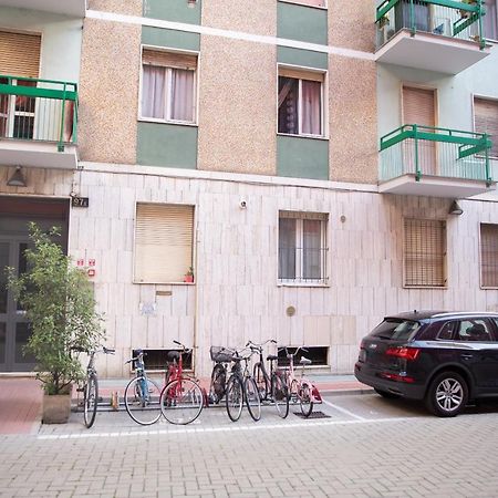 Appartement Sweet House Navigli à Milan Extérieur photo